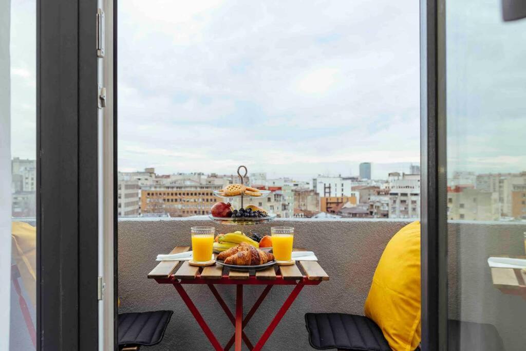 Stunning Views - Location - Netflix + Balcony Bukarest