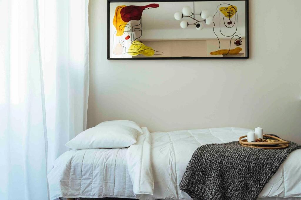 Stunning Views - Location - Netflix + Balcony Apartment Bukarest